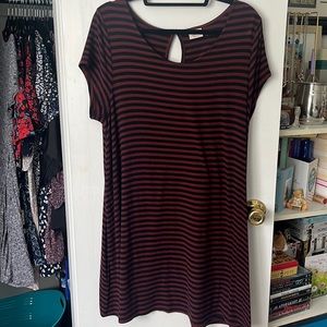 Short sleeve T-shirt shift dress stripes